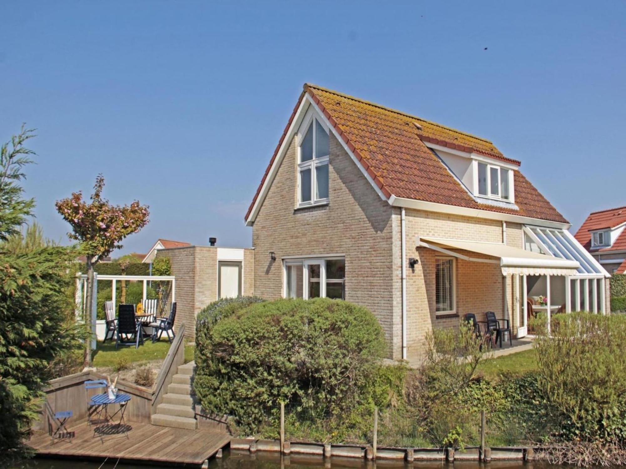 On The Water Holiday home Breskens
